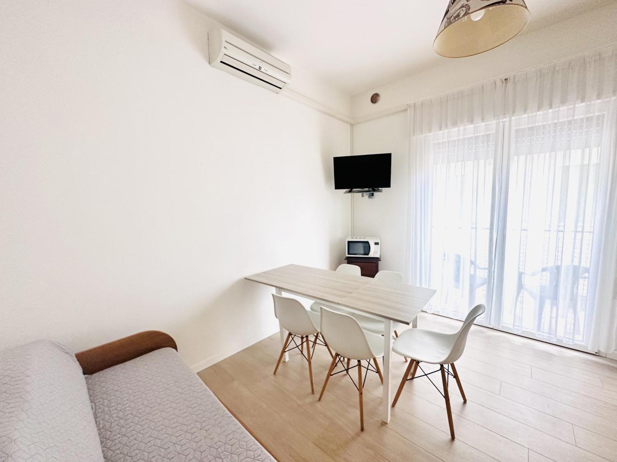 Euroresidence - Vicino Al Mare E Al Centro - Immobil Relax Apartment Lido di Jesolo